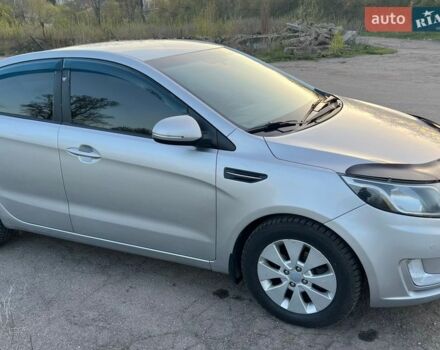 Серый Киа Рио, объемом двигателя 1.6 л и пробегом 107 тыс. км за 9500 $, фото 5 на Automoto.ua
