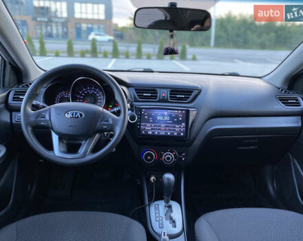 Серый Киа Рио, объемом двигателя 1.4 л и пробегом 43 тыс. км за 10450 $, фото 20 на Automoto.ua