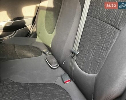 Серый Киа Рио, объемом двигателя 1.59 л и пробегом 136 тыс. км за 10300 $, фото 16 на Automoto.ua