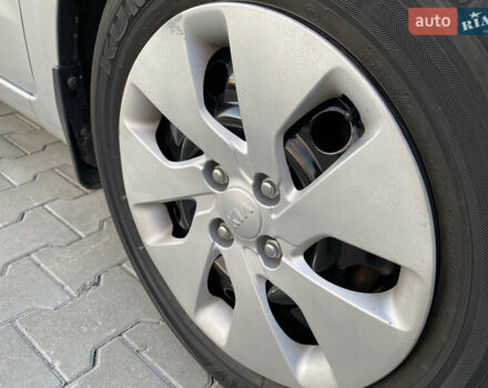 Серый Киа Рио, объемом двигателя 1.4 л и пробегом 43 тыс. км за 10450 $, фото 73 на Automoto.ua