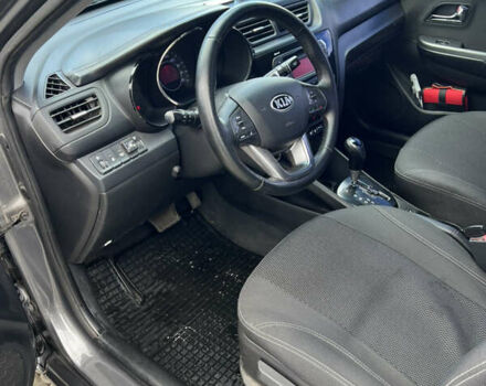 Серый Киа Рио, объемом двигателя 1.59 л и пробегом 165 тыс. км за 8100 $, фото 4 на Automoto.ua