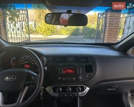 Серый Киа Рио, объемом двигателя 1.6 л и пробегом 168 тыс. км за 7200 $, фото 4 на Automoto.ua