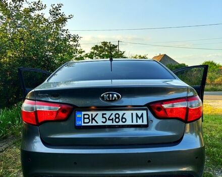 Серый Киа Рио, объемом двигателя 1.4 л и пробегом 135 тыс. км за 8400 $, фото 8 на Automoto.ua