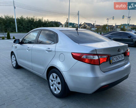Серый Киа Рио, объемом двигателя 1.4 л и пробегом 43 тыс. км за 10450 $, фото 13 на Automoto.ua