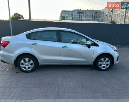 Сірий Кіа Ріо, об'ємом двигуна 1.59 л та пробігом 195 тис. км за 6300 $, фото 6 на Automoto.ua