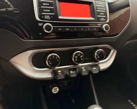 Серый Киа Рио, объемом двигателя 1.6 л и пробегом 165 тыс. км за 7900 $, фото 6 на Automoto.ua