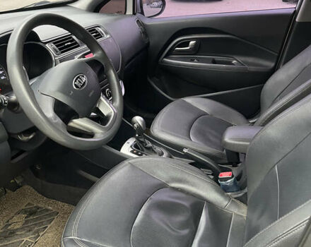 Сірий Кіа Ріо, об'ємом двигуна 1.4 л та пробігом 167 тис. км за 8999 $, фото 8 на Automoto.ua