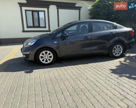 Серый Киа Рио, объемом двигателя 1.4 л и пробегом 52 тыс. км за 9900 $, фото 3 на Automoto.ua