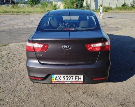 Сірий Кіа Ріо, об'ємом двигуна 1.4 л та пробігом 80 тис. км за 9500 $, фото 5 на Automoto.ua