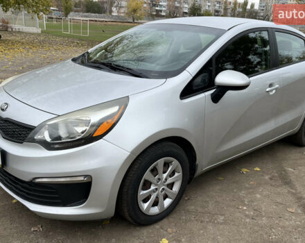 Серый Киа Рио, объемом двигателя 1.59 л и пробегом 219 тыс. км за 7600 $, фото 3 на Automoto.ua