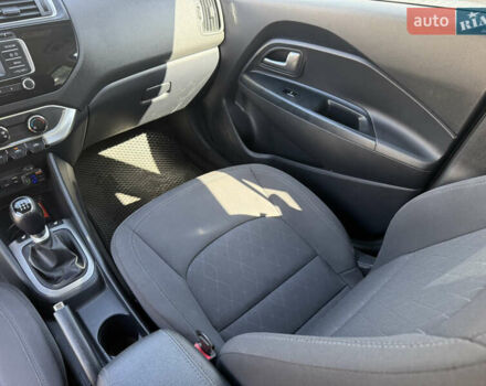 Серый Киа Рио, объемом двигателя 1.4 л и пробегом 52 тыс. км за 9900 $, фото 42 на Automoto.ua