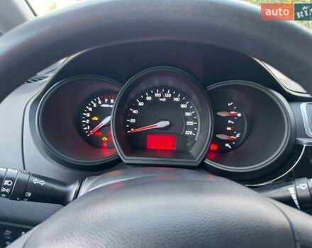 Серый Киа Рио, объемом двигателя 1.25 л и пробегом 84 тыс. км за 10500 $, фото 2 на Automoto.ua