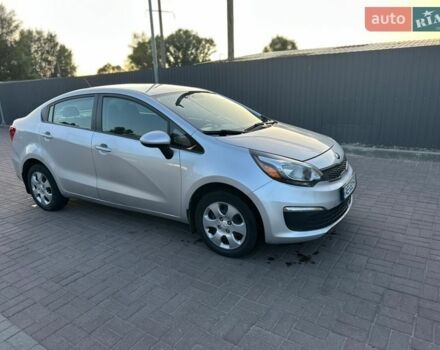 Сірий Кіа Ріо, об'ємом двигуна 1.59 л та пробігом 195 тис. км за 6300 $, фото 4 на Automoto.ua