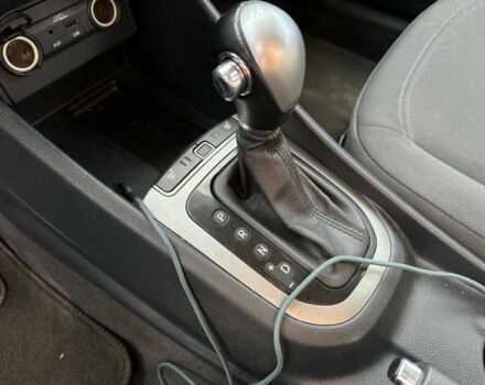 Серый Киа Рио, объемом двигателя 1.6 л и пробегом 128 тыс. км за 9500 $, фото 8 на Automoto.ua