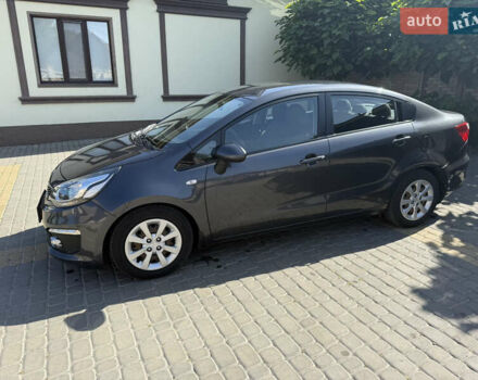 Серый Киа Рио, объемом двигателя 1.4 л и пробегом 52 тыс. км за 9900 $, фото 4 на Automoto.ua