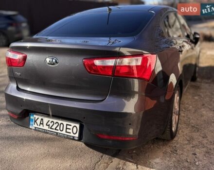 Сірий Кіа Ріо, об'ємом двигуна 1.4 л та пробігом 117 тис. км за 10000 $, фото 3 на Automoto.ua