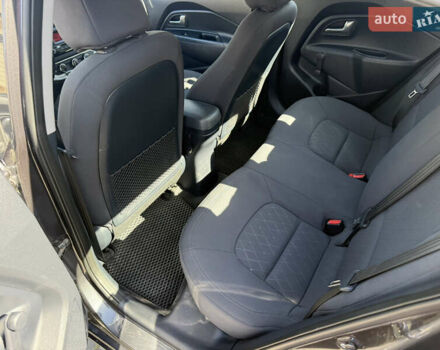 Серый Киа Рио, объемом двигателя 1.4 л и пробегом 52 тыс. км за 9900 $, фото 37 на Automoto.ua