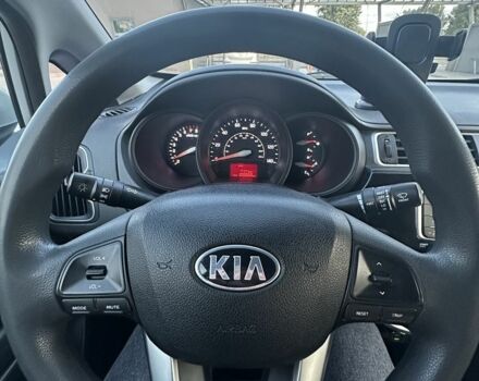 Сірий Кіа Ріо, об'ємом двигуна 1.6 л та пробігом 113 тис. км за 6300 $, фото 6 на Automoto.ua