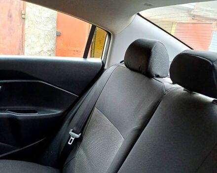 Сірий Кіа Ріо, об'ємом двигуна 1.4 л та пробігом 35 тис. км за 12000 $, фото 8 на Automoto.ua