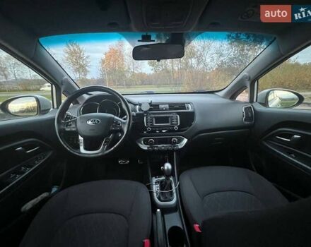 Серый Киа Рио, объемом двигателя 1.4 л и пробегом 133 тыс. км за 10500 $, фото 7 на Automoto.ua