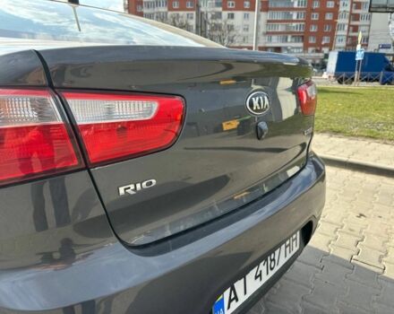 Серый Киа Рио, объемом двигателя 1.6 л и пробегом 128 тыс. км за 9500 $, фото 4 на Automoto.ua