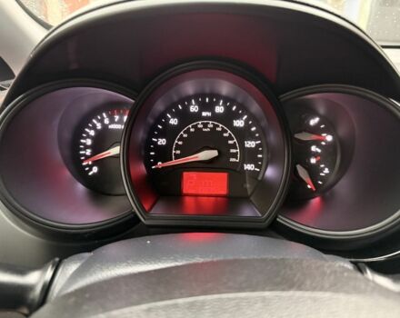 Серый Киа Рио, объемом двигателя 1.6 л и пробегом 165 тыс. км за 7900 $, фото 7 на Automoto.ua