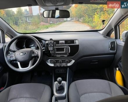 Серый Киа Рио, объемом двигателя 1.25 л и пробегом 84 тыс. км за 10500 $, фото 3 на Automoto.ua