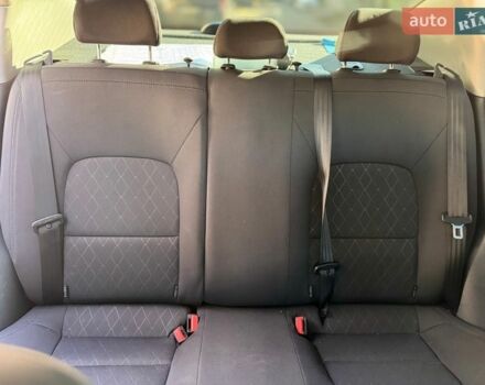 Сірий Кіа Ріо, об'ємом двигуна 1.4 л та пробігом 117 тис. км за 10000 $, фото 7 на Automoto.ua