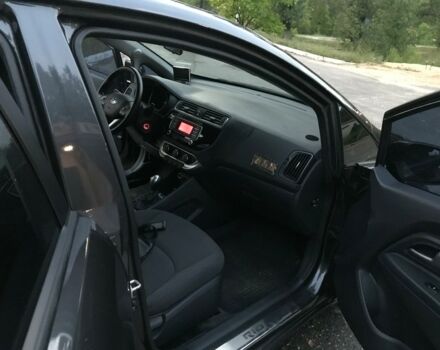 Серый Киа Рио, объемом двигателя 1.4 л и пробегом 20 тыс. км за 12500 $, фото 5 на Automoto.ua