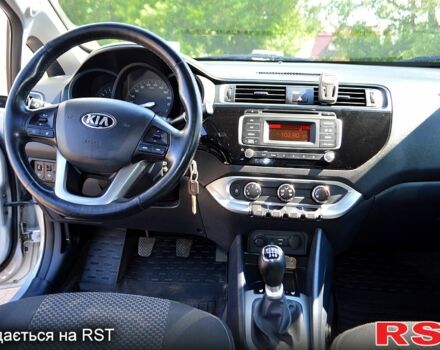 Сірий Кіа Ріо, об'ємом двигуна 1.4 л та пробігом 104 тис. км за 9000 $, фото 5 на Automoto.ua