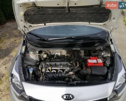 Сірий Кіа Ріо, об'ємом двигуна 1.4 л та пробігом 190 тис. км за 10500 $, фото 1 на Automoto.ua