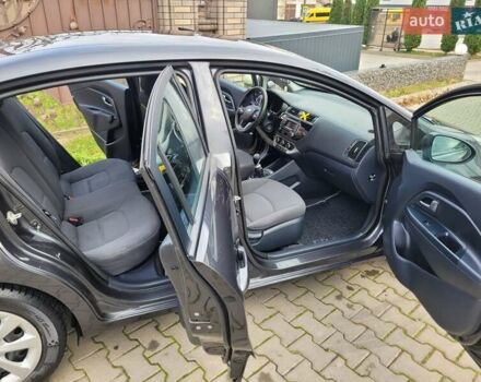 Сірий Кіа Ріо, об'ємом двигуна 1.4 л та пробігом 183 тис. км за 7999 $, фото 5 на Automoto.ua