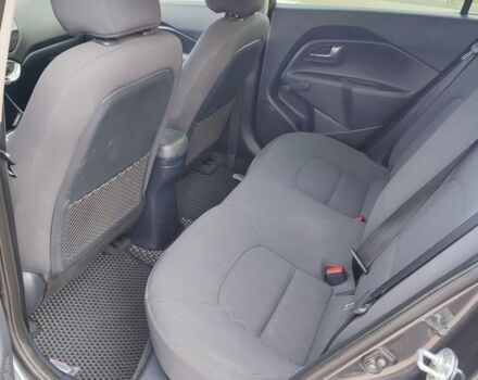 Серый Киа Рио, объемом двигателя 1.4 л и пробегом 152 тыс. км за 9500 $, фото 8 на Automoto.ua