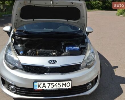 Сірий Кіа Ріо, об'ємом двигуна 1.4 л та пробігом 104 тис. км за 7848 $, фото 1 на Automoto.ua