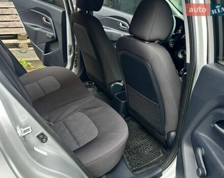 Серый Киа Рио, объемом двигателя 1.59 л и пробегом 91 тыс. км за 8700 $, фото 9 на Automoto.ua