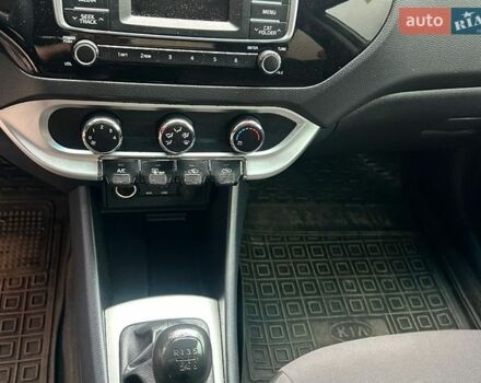 Серый Киа Рио, объемом двигателя 1.59 л и пробегом 91 тыс. км за 8700 $, фото 7 на Automoto.ua
