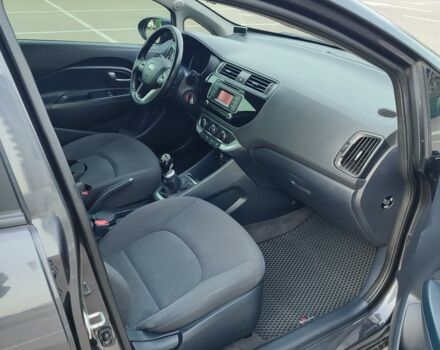 Серый Киа Рио, объемом двигателя 1.4 л и пробегом 152 тыс. км за 9500 $, фото 7 на Automoto.ua