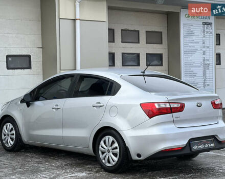 Сірий Кіа Ріо, об'ємом двигуна 1.4 л та пробігом 143 тис. км за 8999 $, фото 5 на Automoto.ua