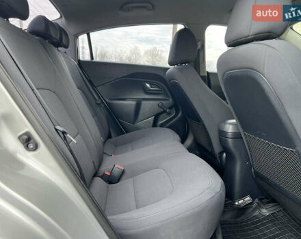 Сірий Кіа Ріо, об'ємом двигуна 1.4 л та пробігом 143 тис. км за 8999 $, фото 10 на Automoto.ua