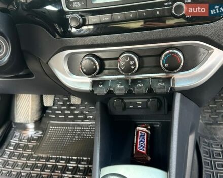 Серый Киа Рио, объемом двигателя 1.6 л и пробегом 90 тыс. км за 8300 $, фото 7 на Automoto.ua
