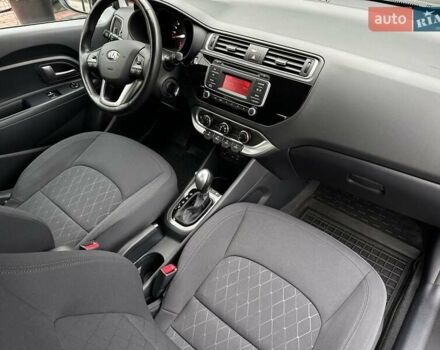 Сірий Кіа Ріо, об'ємом двигуна 1.4 л та пробігом 14 тис. км за 12990 $, фото 41 на Automoto.ua