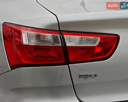 Серый Киа Рио, объемом двигателя 1.2 л и пробегом 83 тыс. км за 8390 $, фото 7 на Automoto.ua