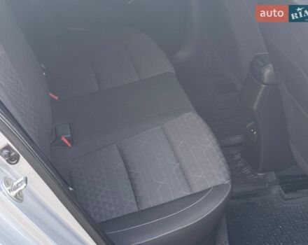 Серый Киа Рио, объемом двигателя 1.59 л и пробегом 81 тыс. км за 10000 $, фото 14 на Automoto.ua