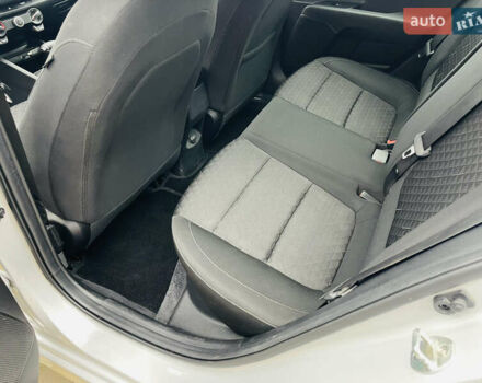 Серый Киа Рио, объемом двигателя 1.59 л и пробегом 68 тыс. км за 11900 $, фото 21 на Automoto.ua