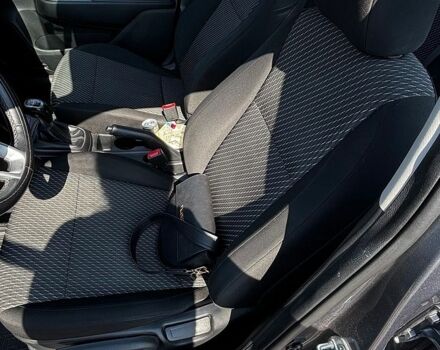 Серый Киа Рио, объемом двигателя 1.37 л и пробегом 89 тыс. км за 9950 $, фото 10 на Automoto.ua