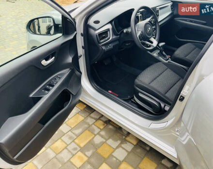 Серый Киа Рио, объемом двигателя 1.59 л и пробегом 68 тыс. км за 11900 $, фото 19 на Automoto.ua