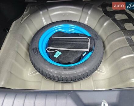 Серый Киа Рио, объемом двигателя 1.4 л и пробегом 14 тыс. км за 13900 $, фото 63 на Automoto.ua