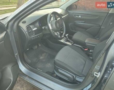 Сірий Кіа Ріо, об'ємом двигуна 1.59 л та пробігом 140 тис. км за 11000 $, фото 9 на Automoto.ua