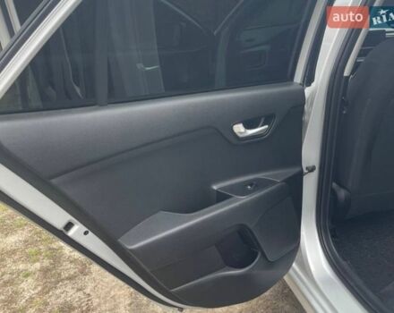 Серый Киа Рио, объемом двигателя 1.59 л и пробегом 81 тыс. км за 10000 $, фото 45 на Automoto.ua