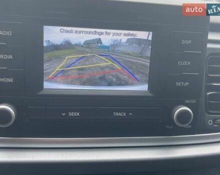 Серый Киа Рио, объемом двигателя 1.59 л и пробегом 81 тыс. км за 10000 $, фото 43 на Automoto.ua